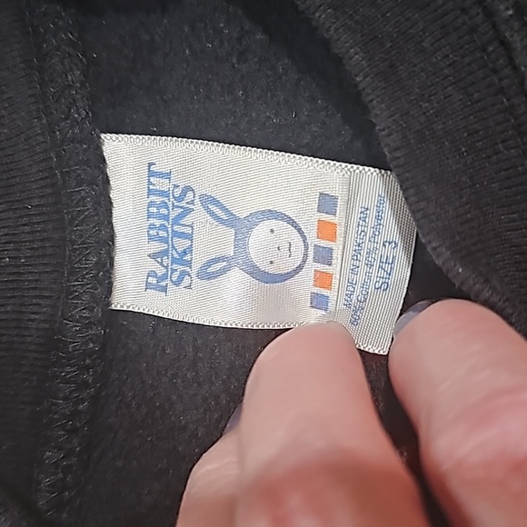 Sz 3 Rabbit Skins black & gold Iowa Hawkeyes sweatshirt - Picture 3 of 5